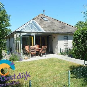 Huis "Holiday" met Drie Slaapkamers